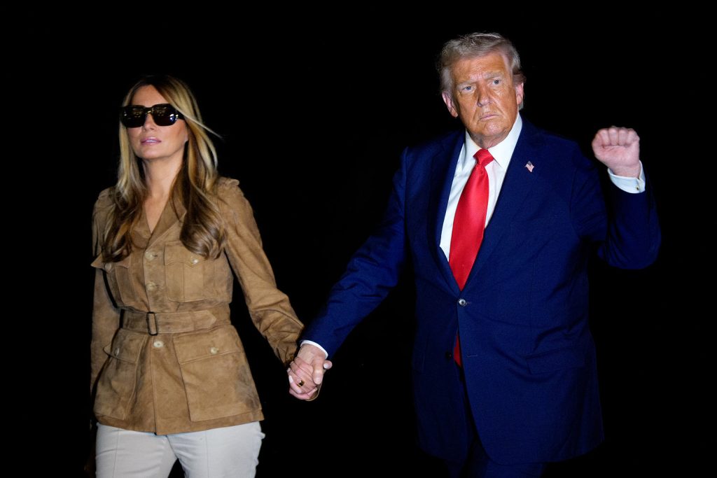 250918-donald-trump-melania-trump-ac-921p-695087.jpg