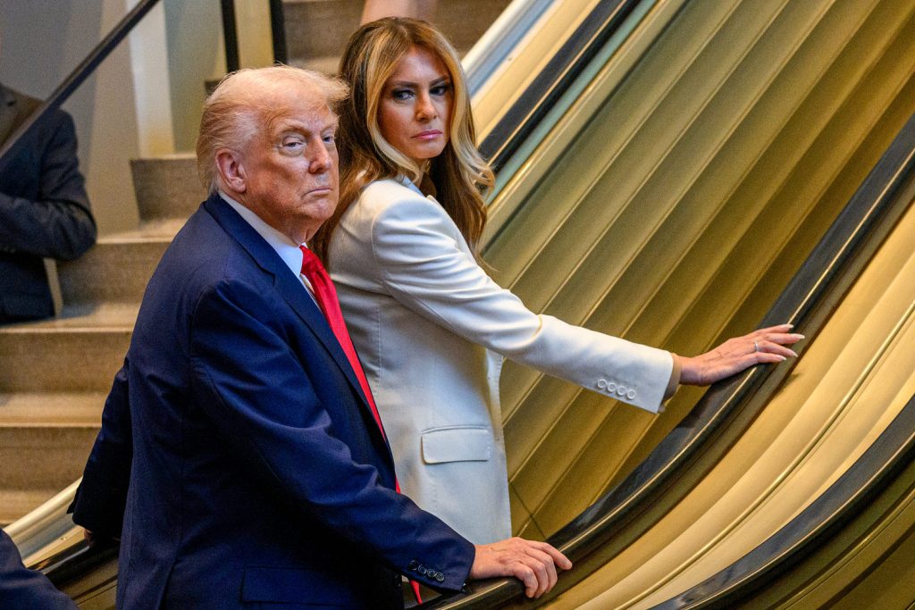250923-trump-melania-ch-161-942621.jpg