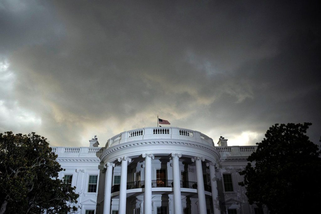 250925-white-house-shut-down-bf-1455-e133a9.jpg