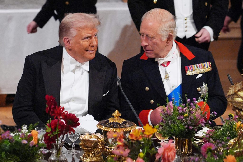 250918-trump-banquet-3-rs-3866ef.jpg