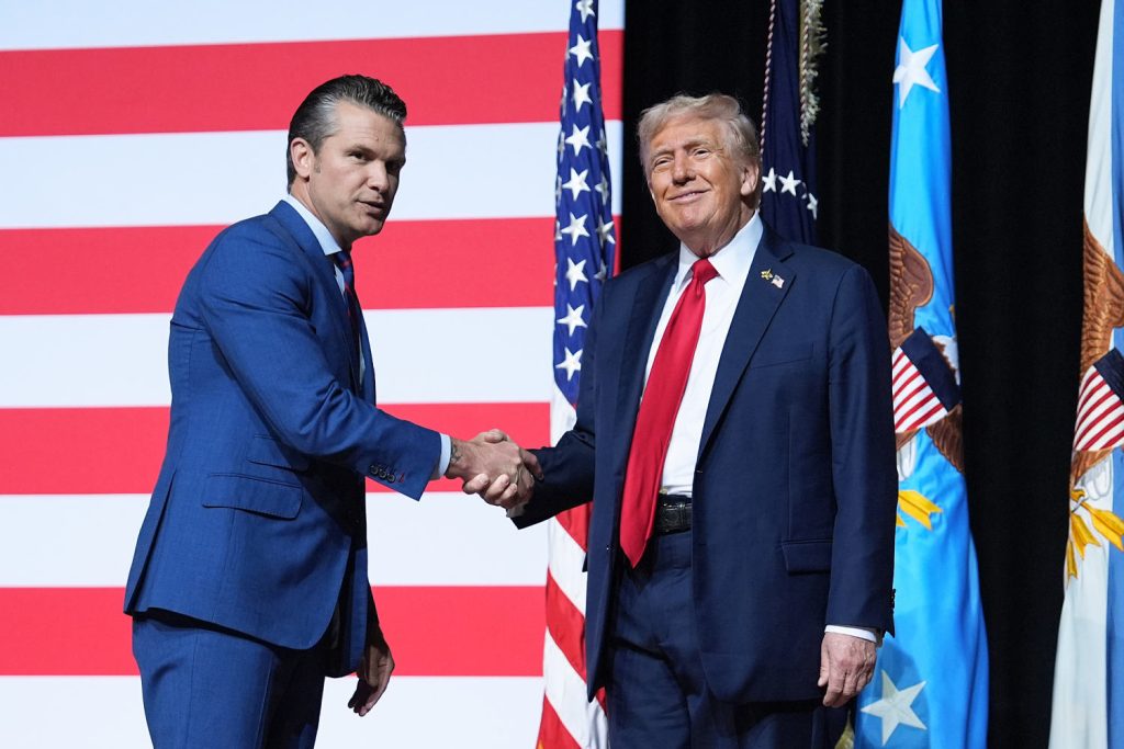 251001-pete-hegseth-donald-trump-vl-1025a-6de974.jpg