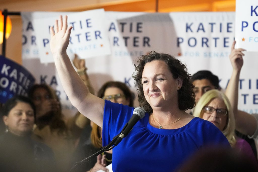 251010-katie-porter-zz-fe5001.jpg