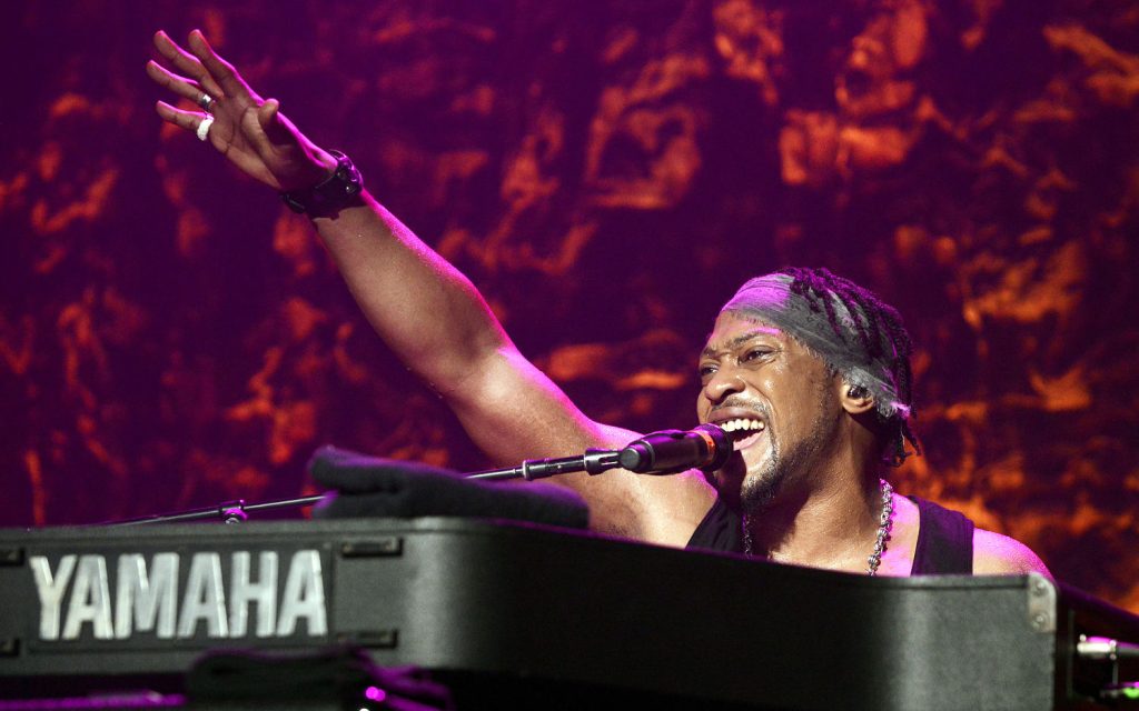 251015-dangelo-zz-e14603.jpg