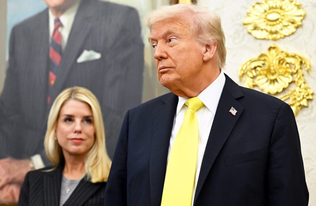 251021-donald-trump-pam-bondi-zz-766d76.jpg