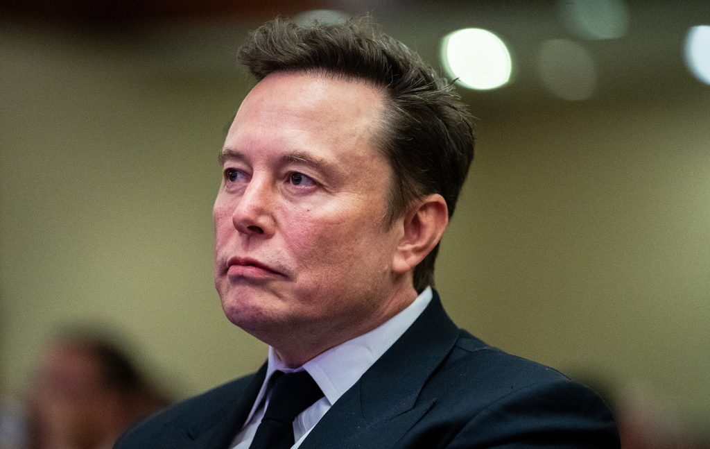 251021-elon-musk-spaceX-zz-5d16cd.jpg