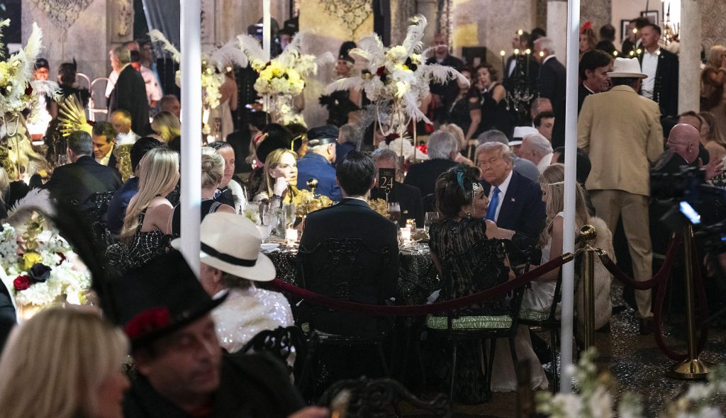 251103-gatsby-themed-party-zz-2f5083.jpg
