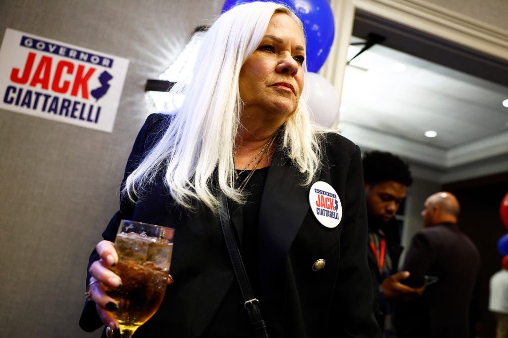 251105-mad-voters-es-729d77.jpg