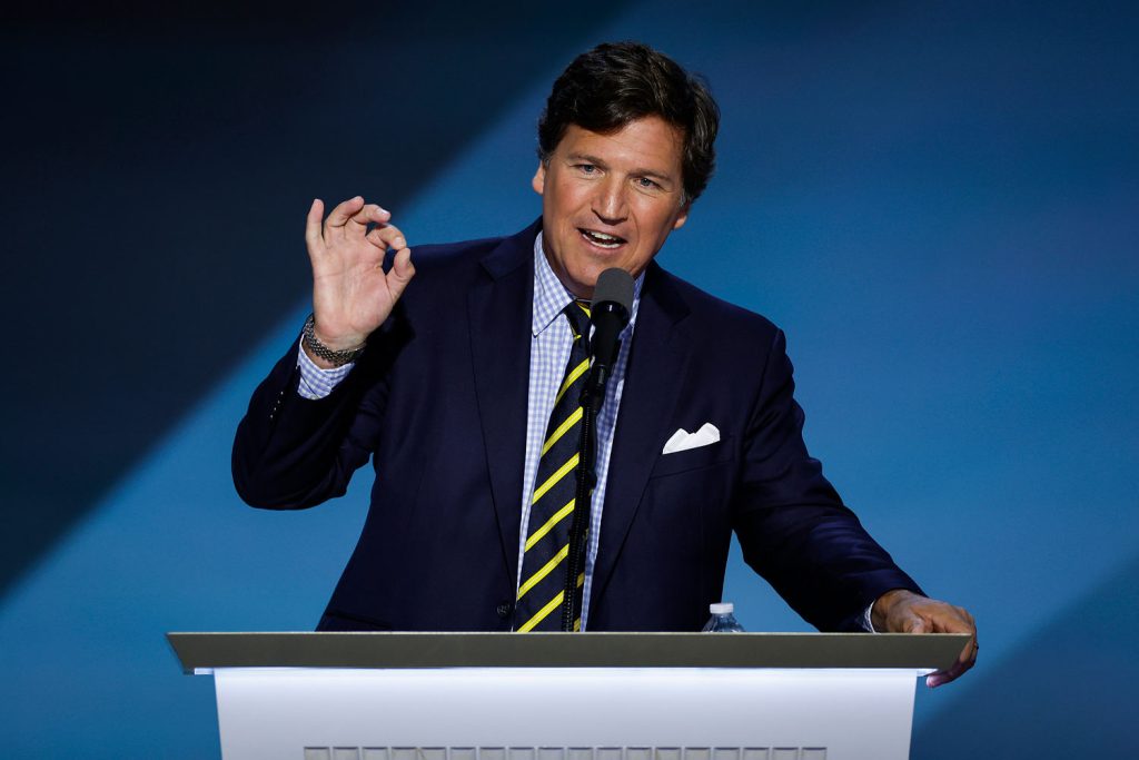 251106-tucker-carlson-es-0bbf77.jpg