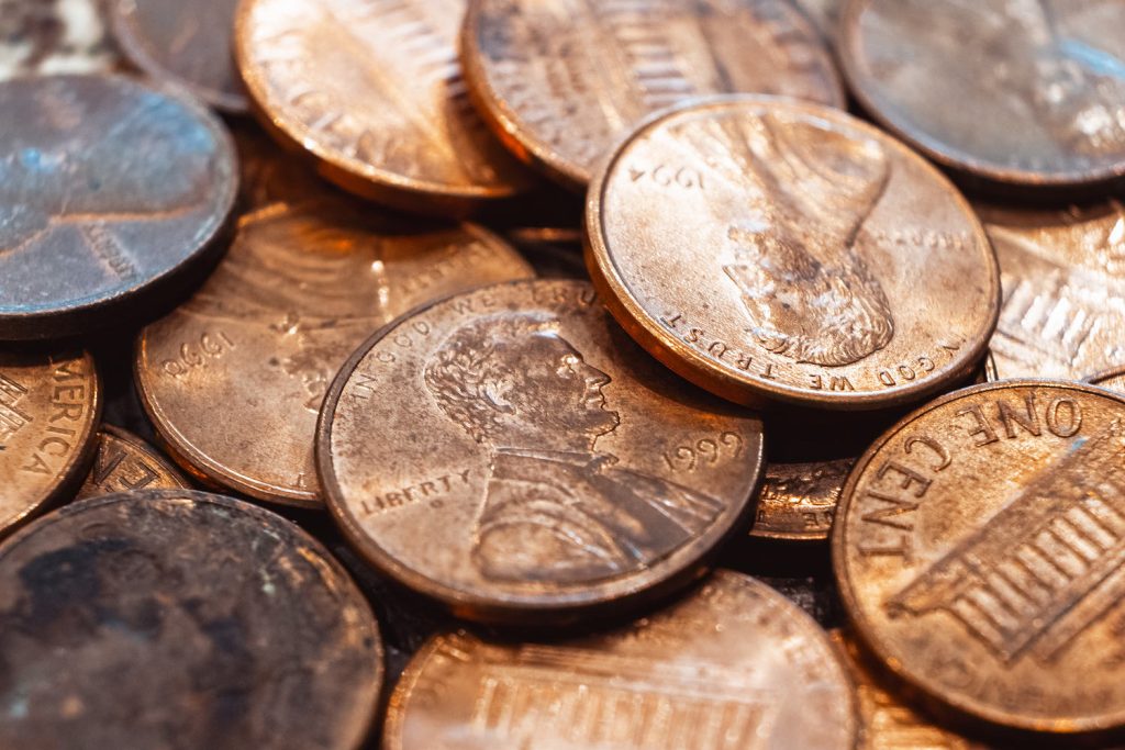 251112-penny-pennies-es-292f00.jpg