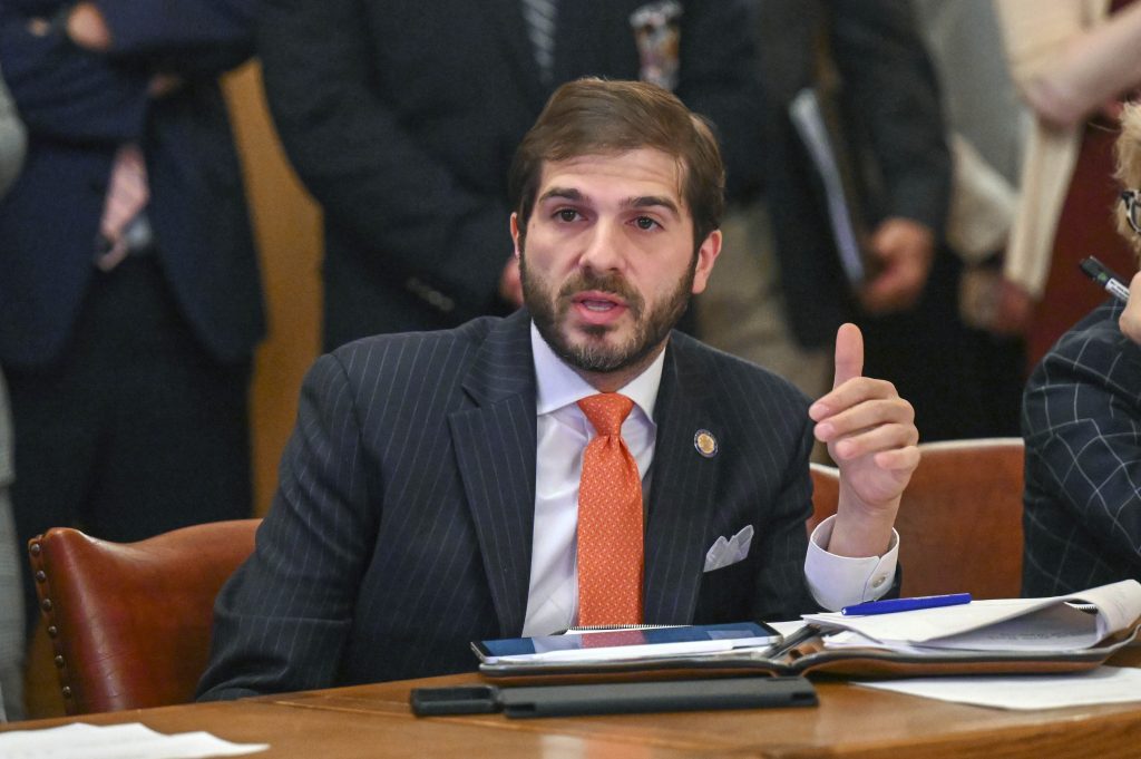 New york chief judge 31507.jpg