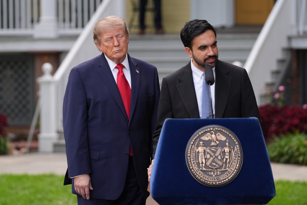 Trump 97564.jpg